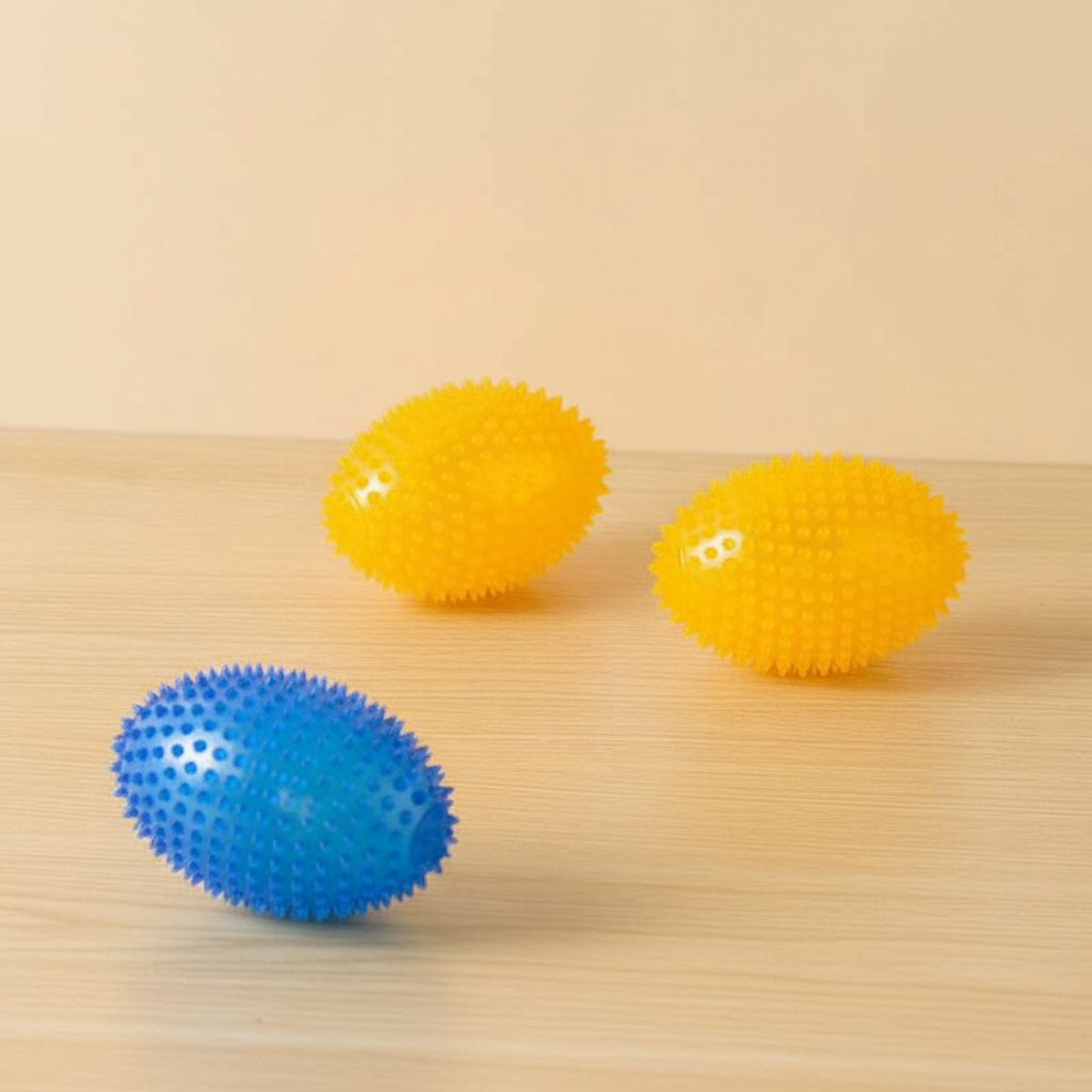 Spike Ball Game - Durable Squeaky Olive Spike Dog Ball